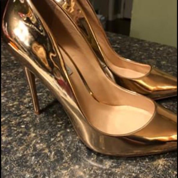Steve Madden Rose Gold High Heels - Picture 2 of 10